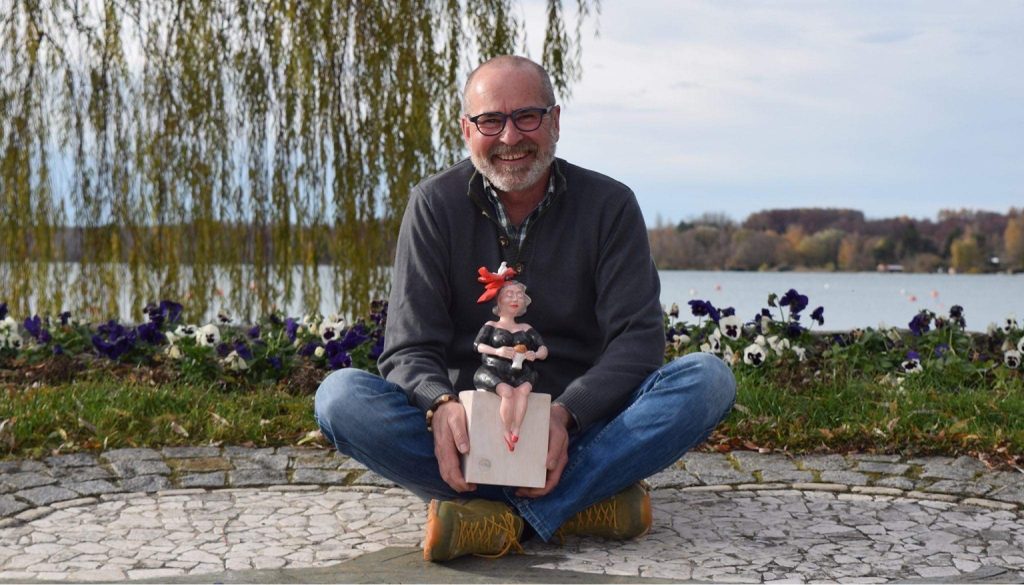 Ich lade Sie ein, meine Welt der Holzkunst zu entdecken